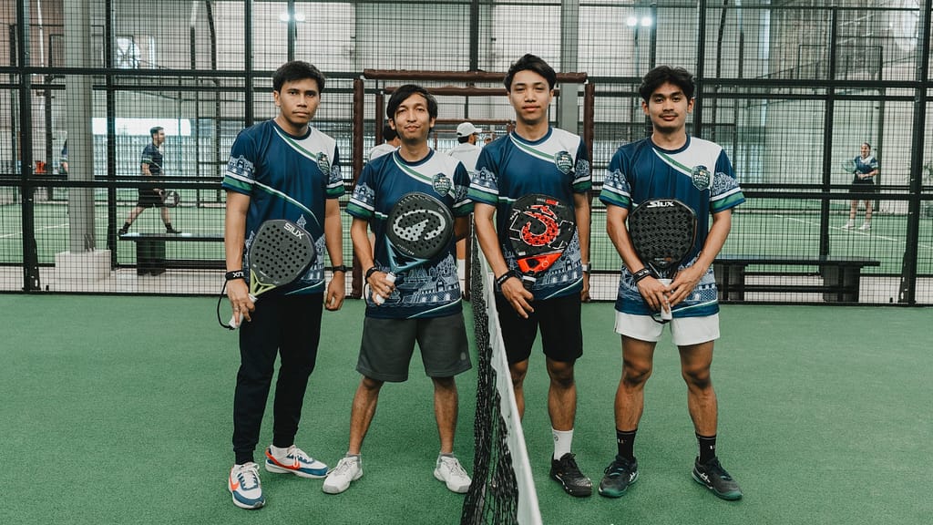 Khairul Umam dan Azrul Sudarmin Juara 3 Dalam Padel Akademia 2026
